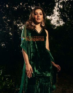 Celeb Photos Of Raashii Khanna