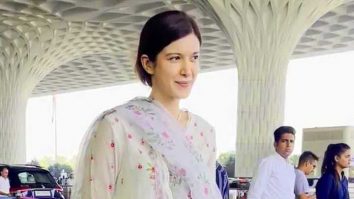 Shanaya Kapoor snapped at the airport in ethnic