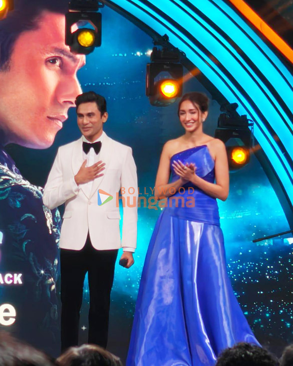 shriya saran rashmika mandanna vikrant massey pratik gandhi and others walk down the red carpet at the closing ceremony of iffi 20