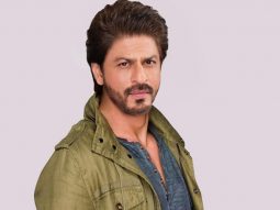 Shah Rukh Khan surprises fans on his birthday with a special announcement; says, “I’m not smoking anymore, guys”