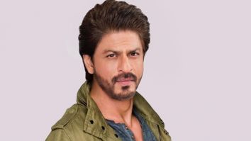 Shah Rukh Khan surprises fans on his birthday with a special announcement; says, “I’m not smoking anymore, guys”