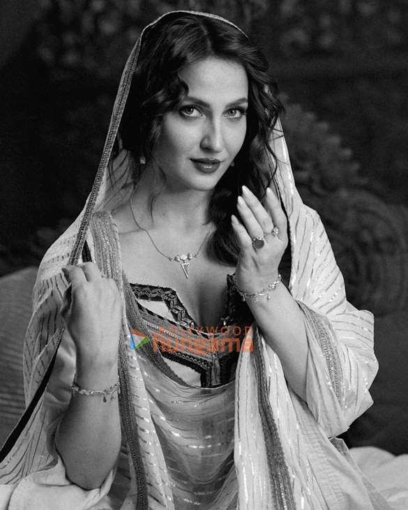 elli avrram 5 35