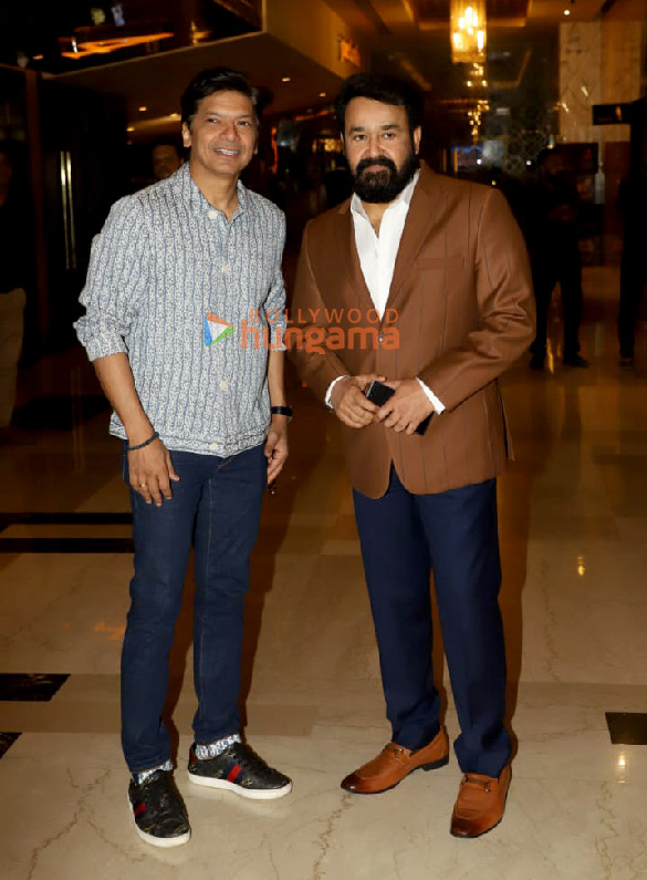 photos akshay kumar mohanlal and othes snapped at the trailer launch of barroz 4