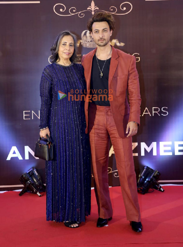 photos anees bazmee celebrates 45 years in the industry with bhushan kumar kartik aaryan and others 7