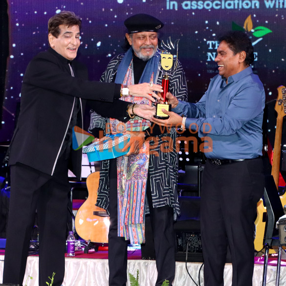 Photos: Jeetendra, Mithun Chakraborty, Johny Lever and others attend CINTAA’s fundraiser, paying tribute to Raj Kapoor Photos: Jeetendra, Mithun Chakraborty, Johny Lever and others attend CINTAA’s fundraiser, paying tribute to Raj Kapoor