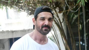Photos: John Abraham snapped in Khar