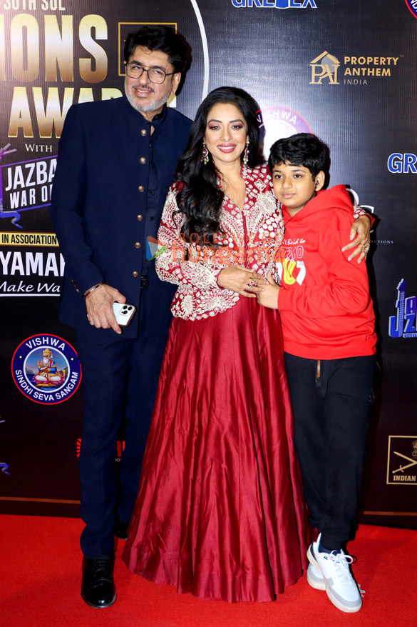 photos kartik aaryan rupali ganguly and others grace the 30th sol lions gold awards 2024 155 19
