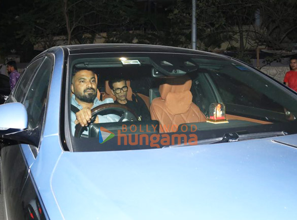 photos kartik aaryan and karan johar snapped in juhu 1