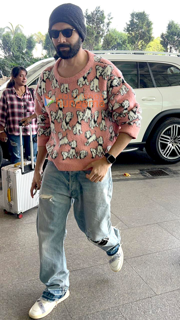photos kartik aaryan snapped at the airport 2 8