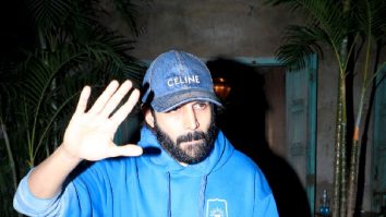 Photos: Kartik Aaryan snapped in Bandra