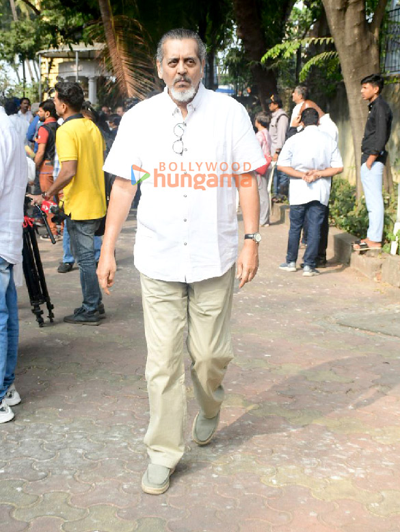 photos naseeruddin shah boman irani and others attend the funeral of shyam benegal 512 5