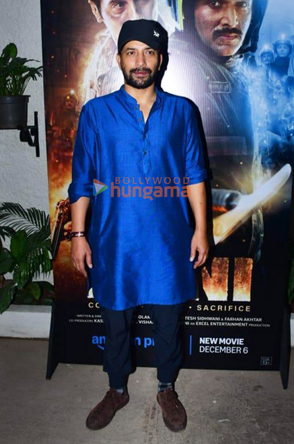 photos nawazuddin siddiqui and others grace the special screening of agni 7