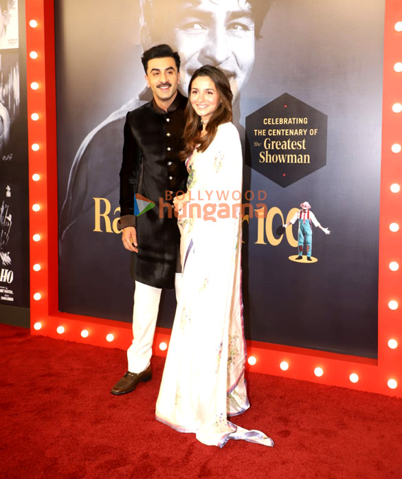 Photos: Ranbir Kapoor, Alia Bhatt, Kareena Kapoor Khan and others grace Raj Kapoor’s 100th Anniversary Photos: Ranbir Kapoor, Alia Bhatt, Kareena Kapoor Khan and others grace Raj Kapoor’s 100th Anniversary
