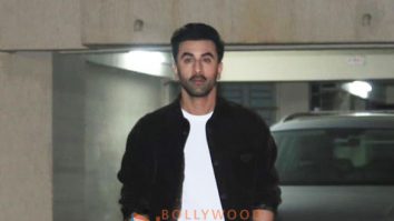 Photos: Ranbir Kapoor, Pooja Bhatt and others snapped at Mahesh Bhatt’s house for Christmas party