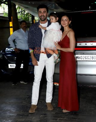 Photos: Ranbir Kapoor, Alia Bhatt, Neetu Singh and others snapped at Kapoor Family’s Christmas brunch