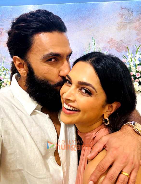 photos ranveer singh and deepika padukone introduce their daughter dua to the paparazzi 4
