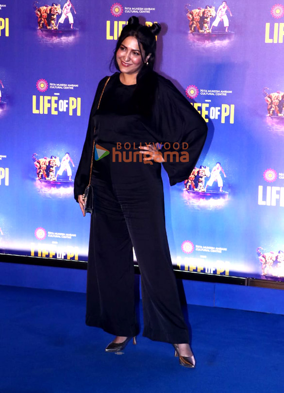 photos saiee manjrekar sanjana sanghi and others at the pre function of the opening show of life of pi 22