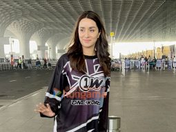 Photos: Shraddha Kapoor, Parineeti Chopra, Mouni Roy and others snapped at the airport