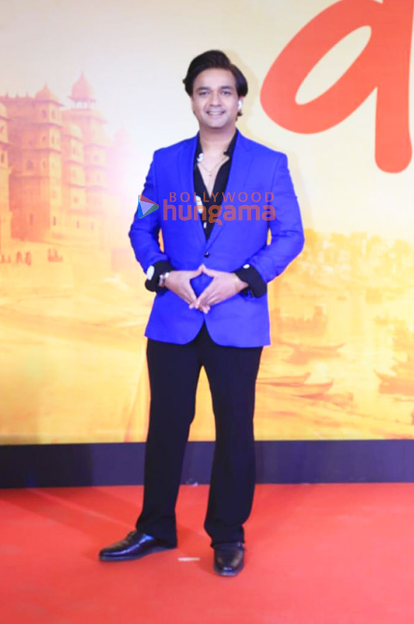 photos simratt kaur randhawa nana patekar palak muchhal anil sharma and others grace the premiere of vanvaas 1