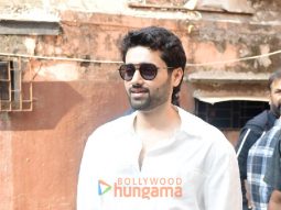 Photos: Utkarsh Sharma snapped at Gaiety Galaxy, Bandra
