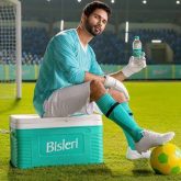 Shahid Kapoor teams up with Bisleri for #DrinkItUp sports campaign
