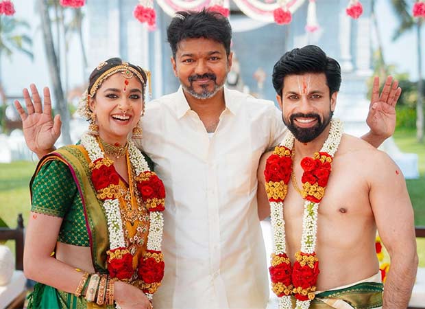 Thalapathy Vijay showers blessings on newlyweds Keerthy Suresh and Antony Thattil; actress drops unseen wedding photo