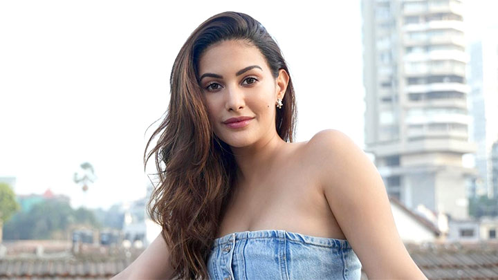 Amyra Dastur’s Phone Unlocked | Star Tech | Lifestyle | Bollywood Hungama Amyra Dastur’s Phone Unlocked | Star Tech | Lifestyle | Bollywood Hungama