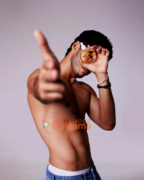 ishaan khatter 2 42