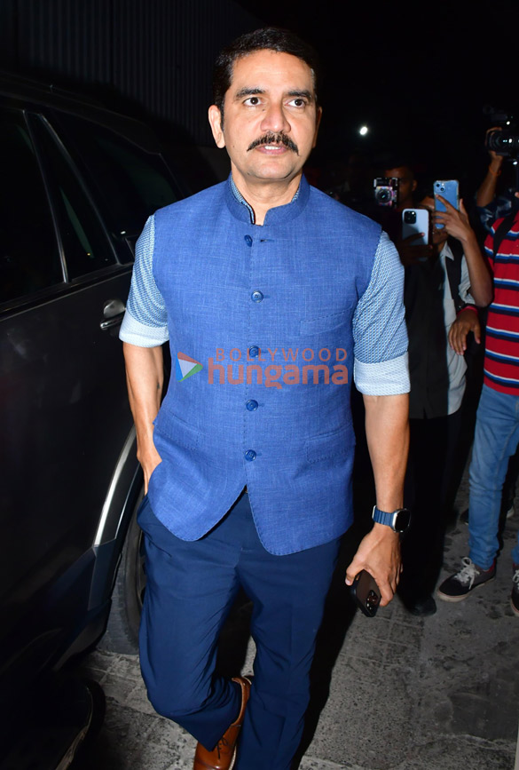 photos akshay kumar twinkle khanna and others grace the premiere of skyforce 8