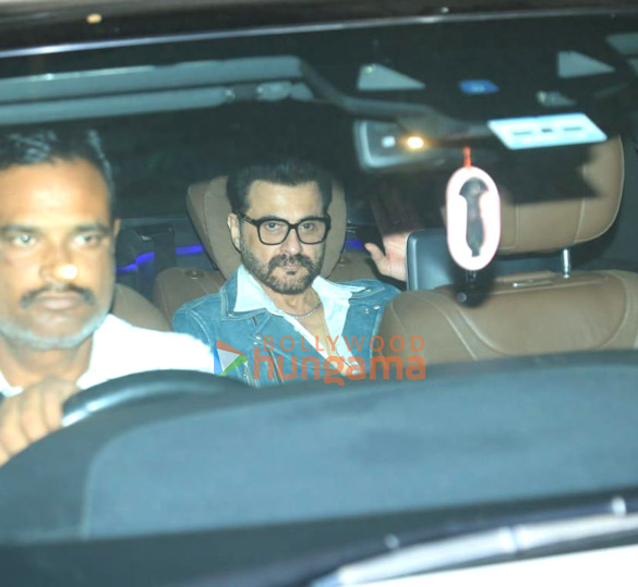 photos ananya panday madhuri dixit karan johar and others attend farah khans birthday bash 7
