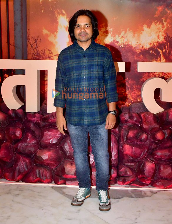 photos jaideep ahlawat gul panag ishwak singh and others snapped at pataal lok season 2 trailer launch 7