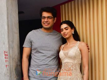 Photos: Junaid Khan and Khushi Kapoor snapped promoting Loveyapa Photos: Junaid Khan and Khushi Kapoor snapped promoting Loveyapa