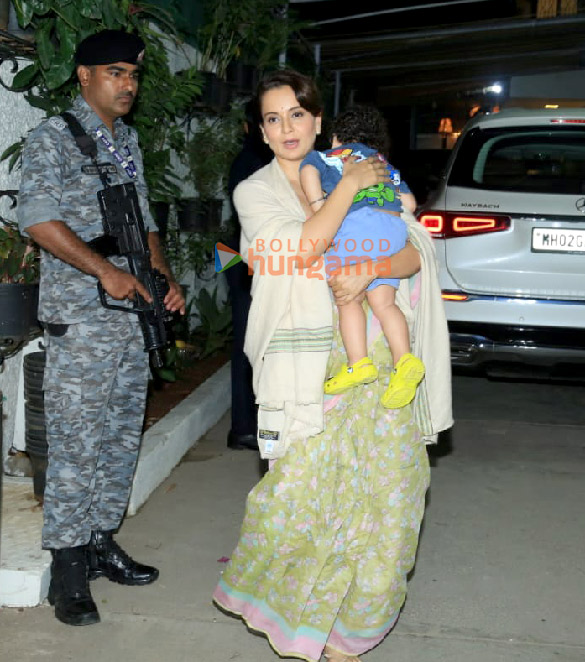 photos kangana ranaut anupam kher and others grace the special screening of emergency 4