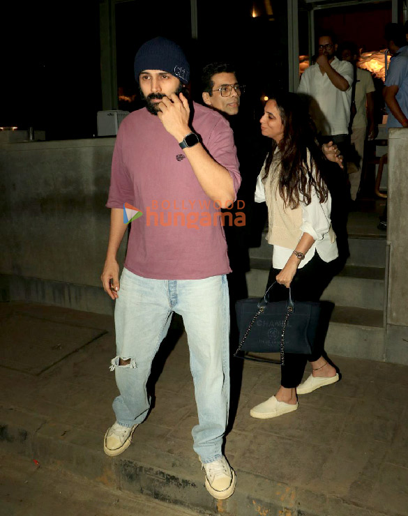 Photos: Kartik Aaryan, Karan Johar, Janhvi Kapoor and Ishaan Khatter snapped at Los Cavos restaurant in Bandra Photos: Kartik Aaryan, Karan Johar, Janhvi Kapoor and Ishaan Khatter snapped at Los Cavos restaurant in Bandra