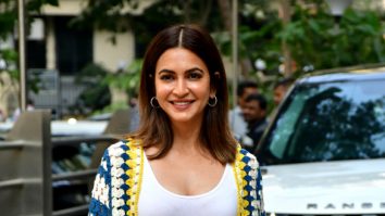 Photos: Kriti Kharbanda snapped in Andheri