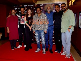 Photos: Manoj Bajpayee, Urmila Matondkar, Anurag Kashyap and others attend Satya’s re-release event