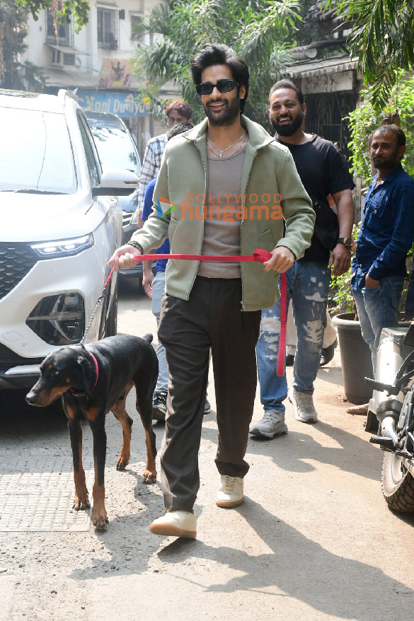 photos rasha thadani and aaman devgan snapped promoting azaad in bandra 6