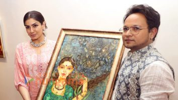 Photos: Raveena Tandon inaugurates Vishal Sablley’s ‘Nayika’ at Jehangir Art Gallery