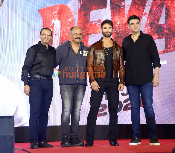 photos shahid kapoor siddharth roy kapur rosshan andrrews and umesh kr bansal snapped at deva teaser launch in mumbai 3