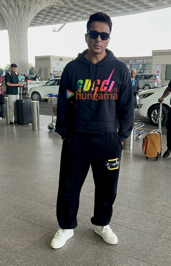 photos shraddha kapoor sidharth malhotra kiara advani and others snapped at the airport 3