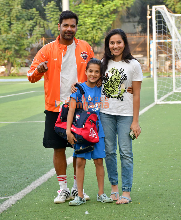 photos tiger shroff shabir ahluwalia and others snapped during a football match 2