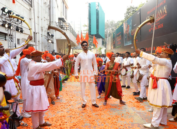 photos vicky kaushal and others grace the chhaava trailer launch 8