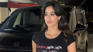 Janvhvi Kapoor printed her sisters photo on her tee, Khushi Kapoor is definetly blessed with the best sister