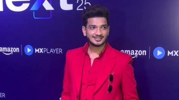 Looking just wow! Munawar Faruqui posing in a red suit