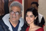 Loveyappa heroine Khushi Kapoor papped with her dadda Boney Kapoor