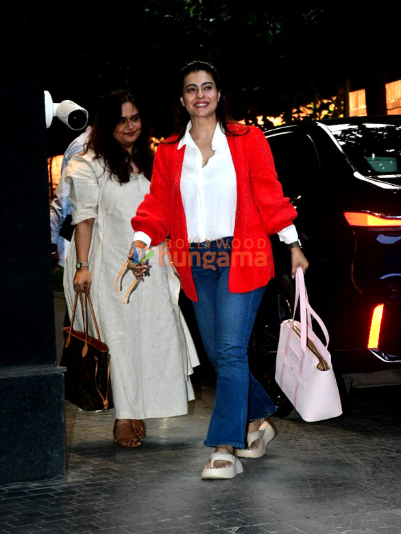 photos aamir khan ira khan and nupur shikhare grace the special screening of loveyapa 1 2