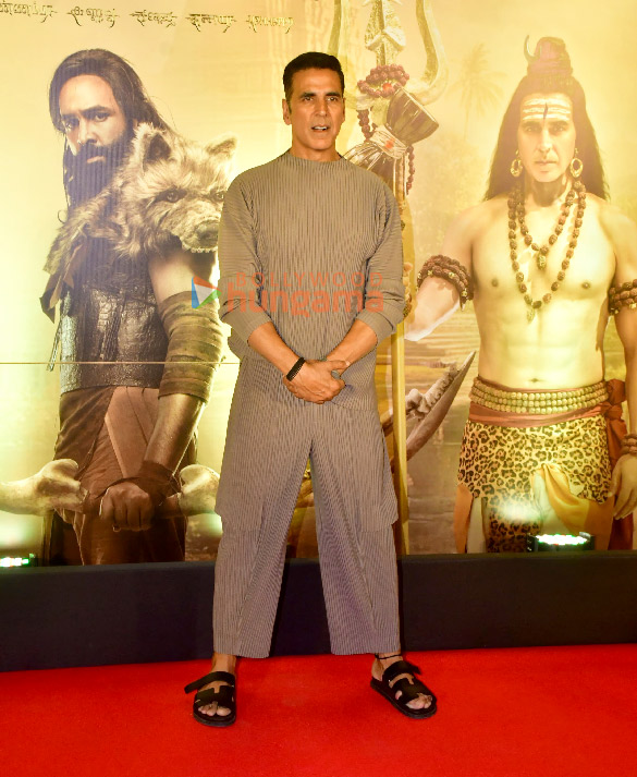 photos akshay kumar madhoo and others snapped at kannappa teaser launch event 9