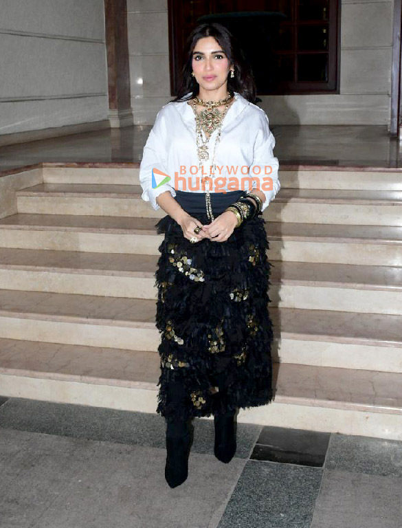 photos arjun kapoor bhumi pednekar and rakul preet sing snapped at radio city promoting mere husband ki biwi 1