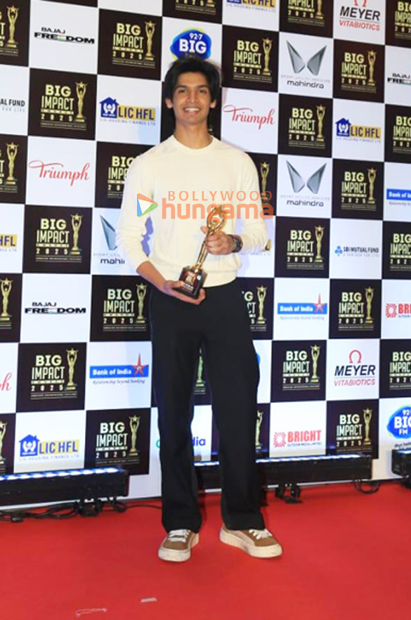 photos bobby deol anjini dhawan and others attend the big impact awards 2025 14
