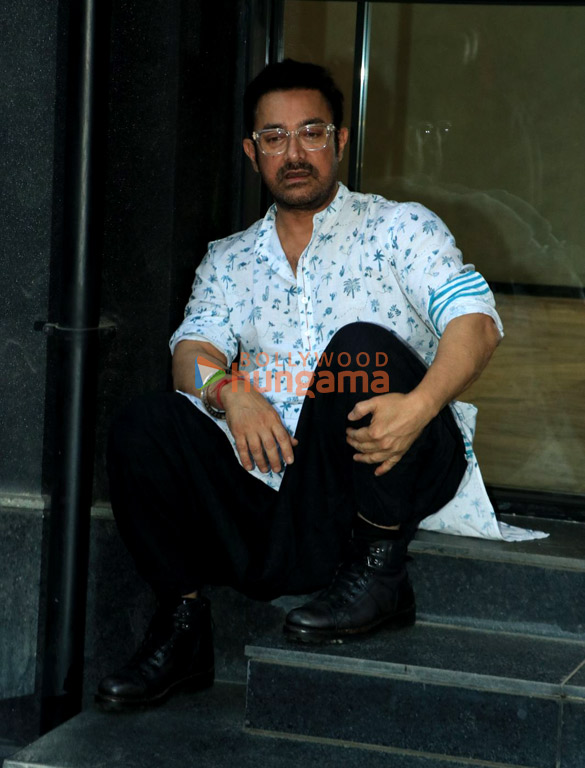 photos dharmendra rekha aamir khan and others grace the special screening of loveyapa at excel entertainments office 3